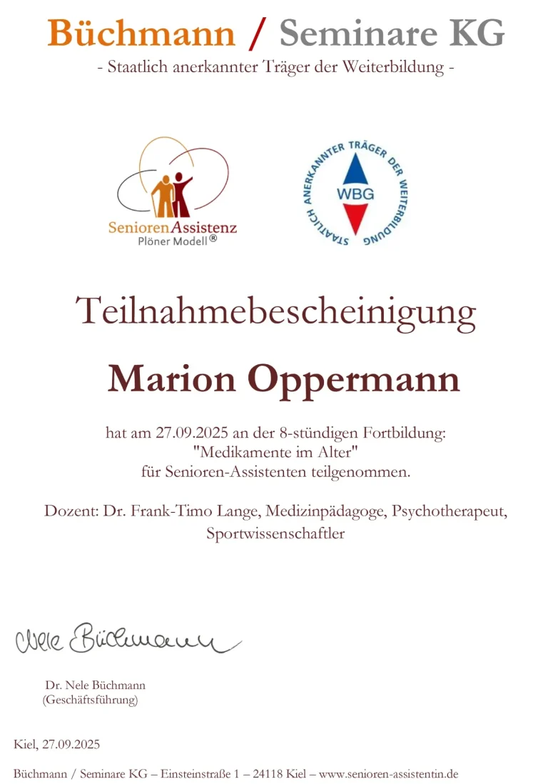 Teilnahmezertifikat von Marion Oppermann zur 8-stündigen Fortbildung „Medikamente im Alter“ am 27.09.2025, ausgestellt von der Büchmann Semi